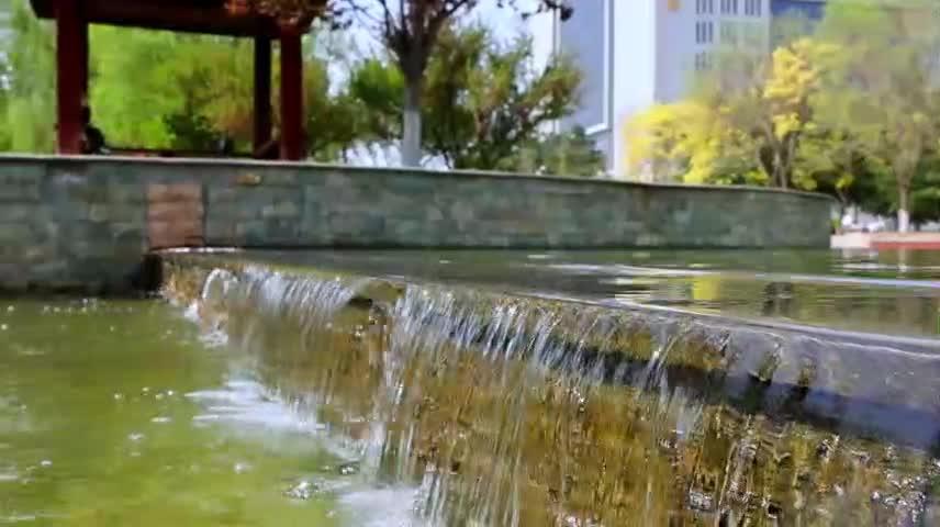 你看這個(gè)環(huán)境就好滴很！