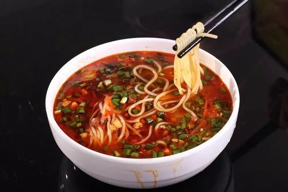 吃完天水麻辣燙？下一站，慶陽饸饹面！
