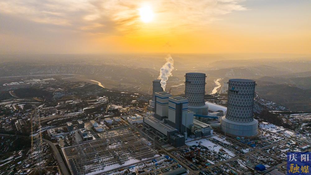 【攝影報(bào)道】正寧電廠兩臺(tái)機(jī)組一季度將全面建成投產(chǎn)